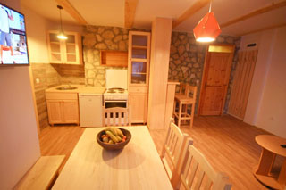 Apartman za 6 osoba sa dve odvojene sobe - Apartmani Prijatelji